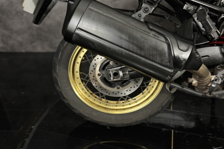 SUZUKI V-STROM 1000