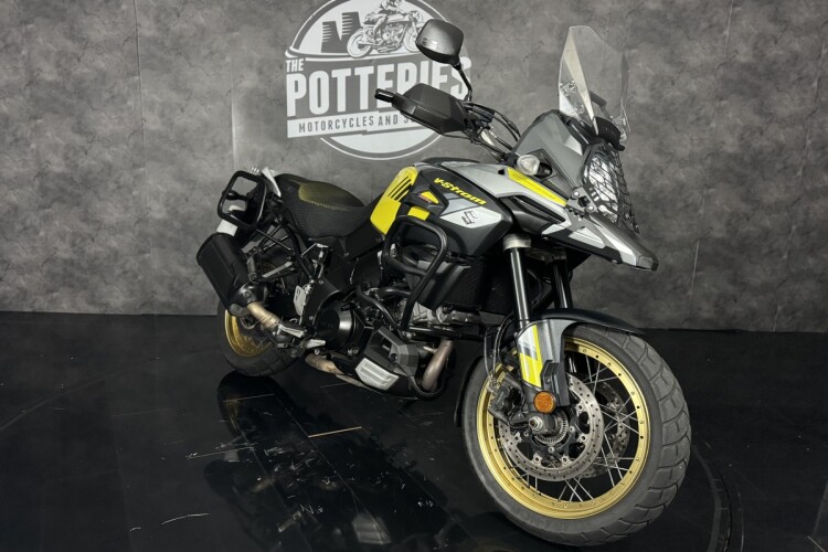 SUZUKI V-STROM 1000