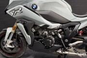 BMW S 1000 XR