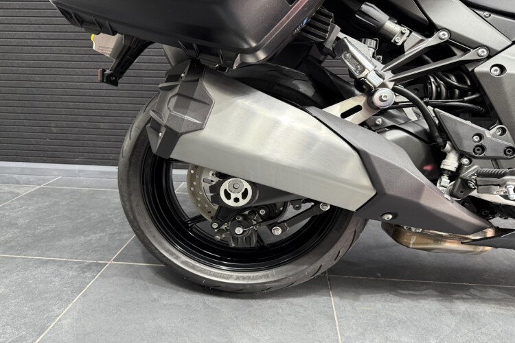 KAWASAKI NINJA 1000SX