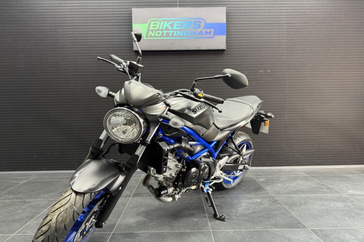 SUZUKI SV650