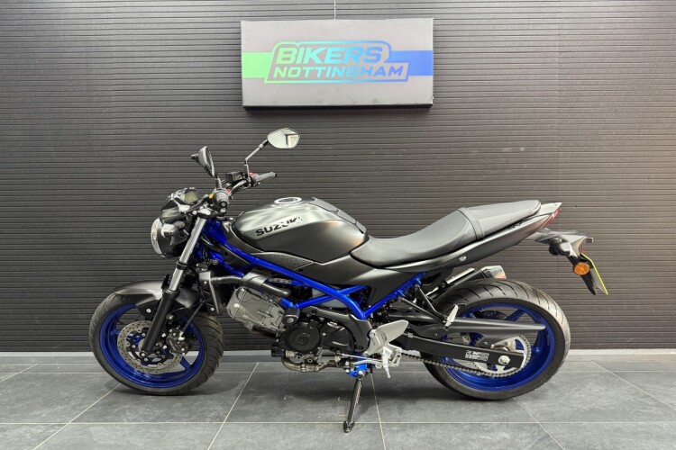 SUZUKI SV650