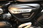 TRIUMPH SPEED TWIN 1200