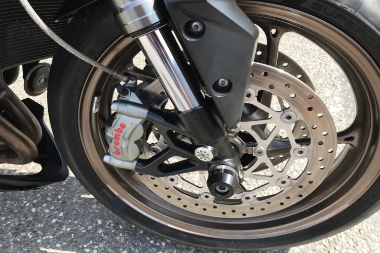 TRIUMPH STREET TRIPLE 765