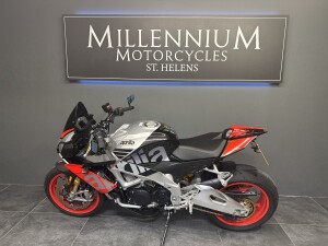 APRILIA TUONO 1100 V4
