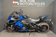 SUZUKI GSX-S1000F