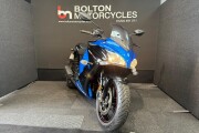 SUZUKI GSX-S1000F