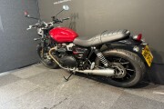 TRIUMPH SPEED TWIN 900