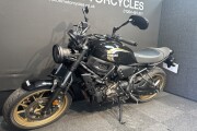 YAMAHA XSR700