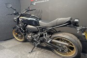 YAMAHA XSR700