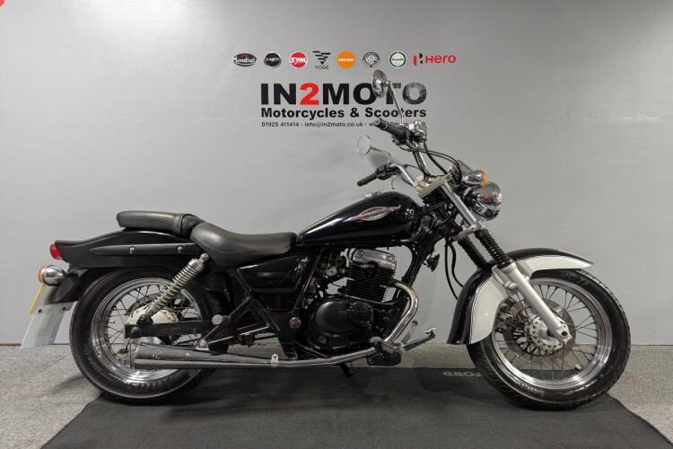 SUZUKI GZ125 MARAUDER for sale