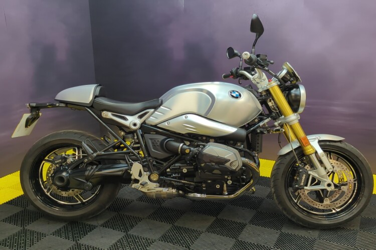 BMW R NINET