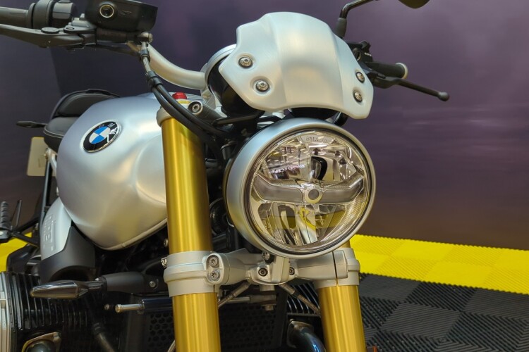 BMW R NINET