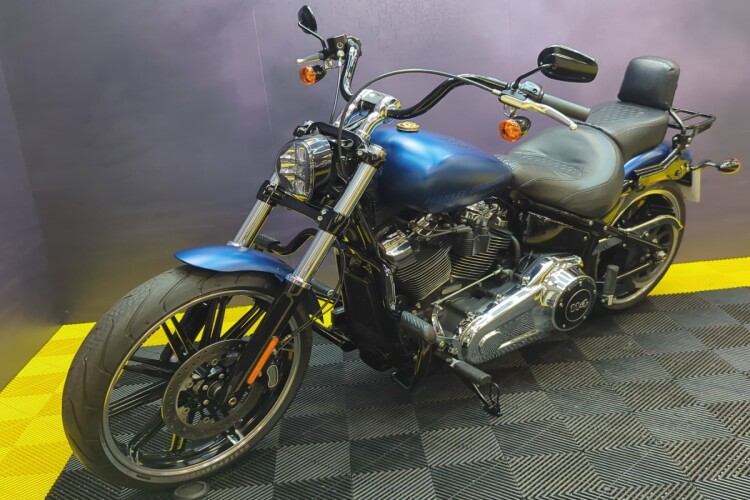 HARLEY-DAVIDSON SOFTAIL