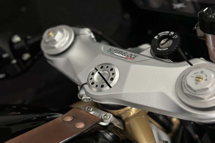 MV AGUSTA SUPERVELOCE