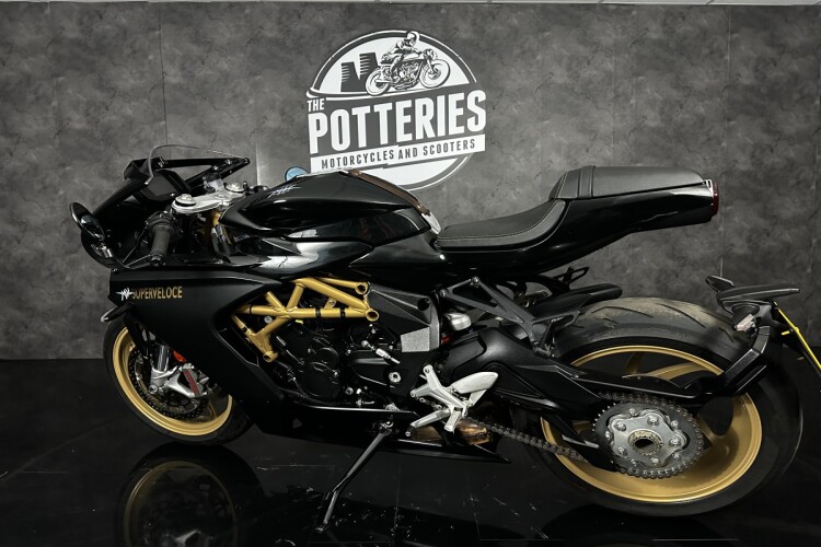 MV AGUSTA SUPERVELOCE