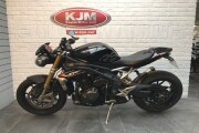 TRIUMPH SPEED TRIPLE 1200