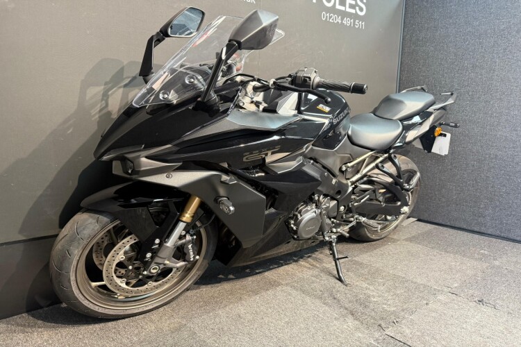 SUZUKI GSX-S1000GT