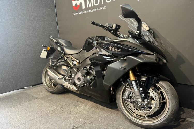 SUZUKI GSX-S1000GT