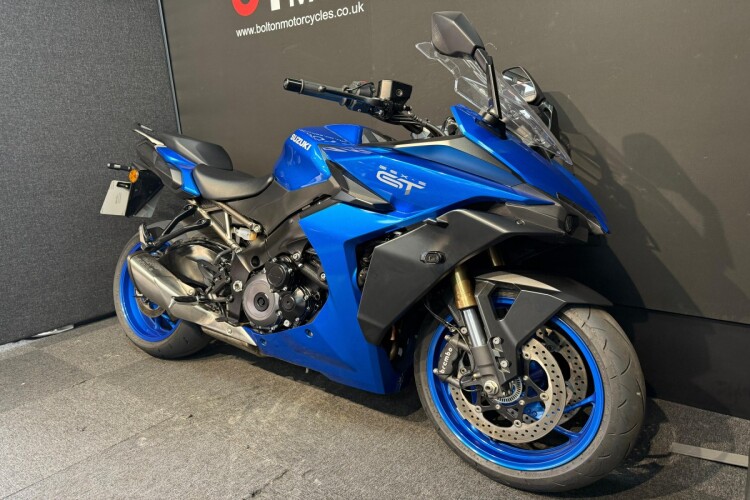 SUZUKI GSX-S1000GT