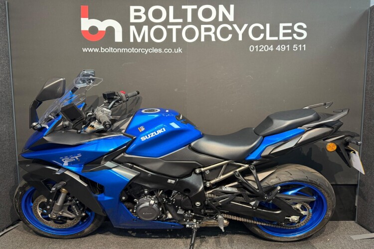 SUZUKI GSX-S1000GT
