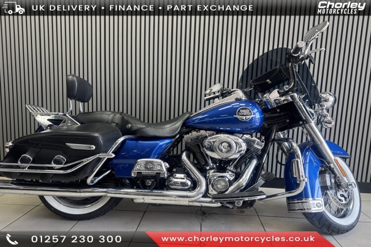 HARLEY-DAVIDSON TOURING