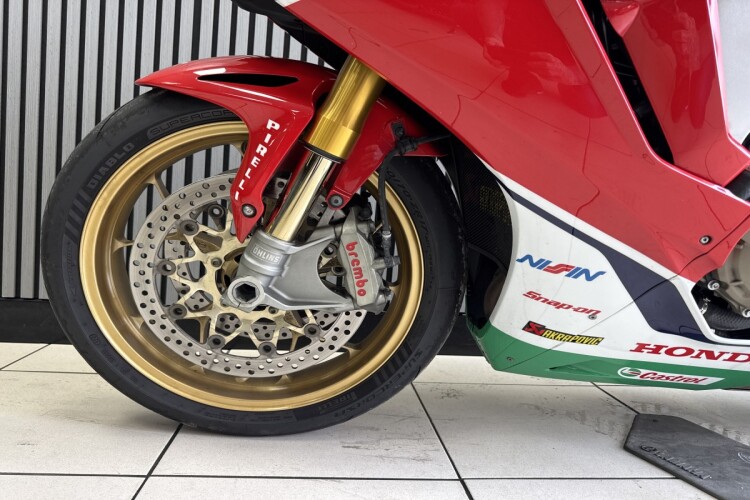 HONDA CBR1000RR FIREBLADE SP