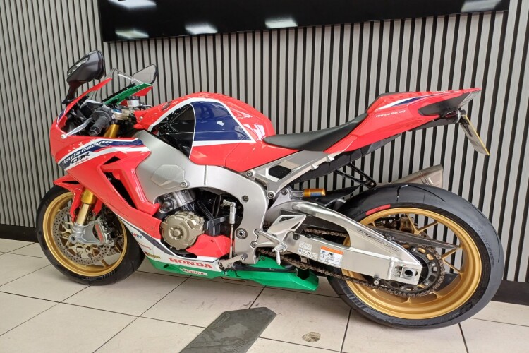 HONDA CBR1000RR FIREBLADE SP