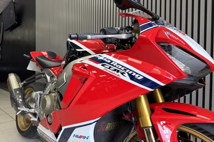 HONDA CBR1000RR FIREBLADE SP