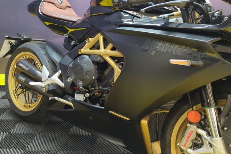 MV AGUSTA SUPERVELOCE