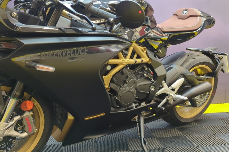 MV AGUSTA SUPERVELOCE