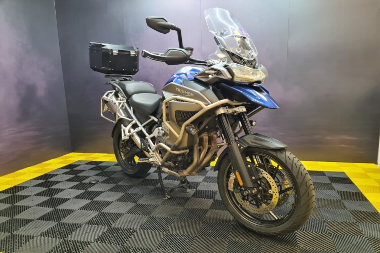 TRIUMPH TIGER 1200