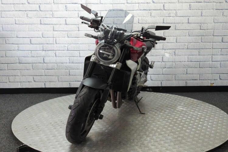 HONDA CB1000R