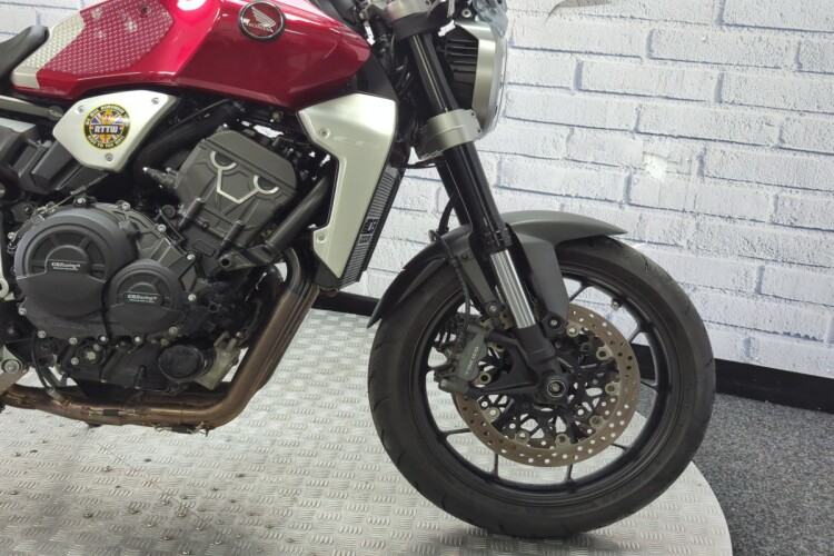 HONDA CB1000R