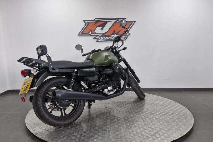 2019 MOTO GUZZI V7, Green - photo 3