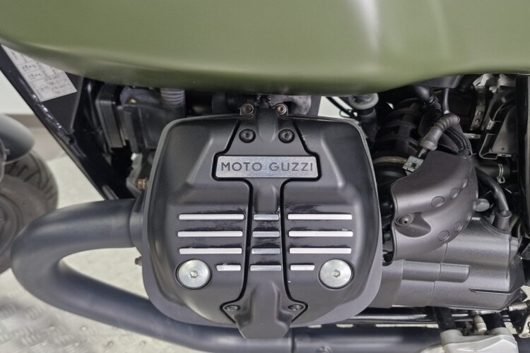 2019 MOTO GUZZI V7, Green - photo 10