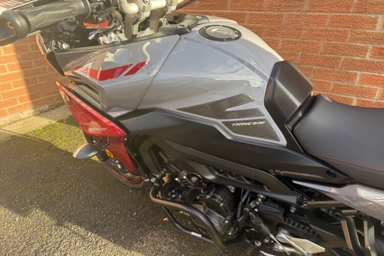 YAMAHA TRACER 900 GT
