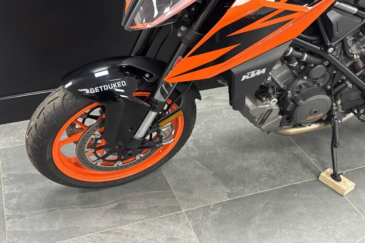KTM 1290 SUPER DUKE R