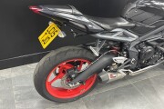 TRIUMPH DAYTONA 675
