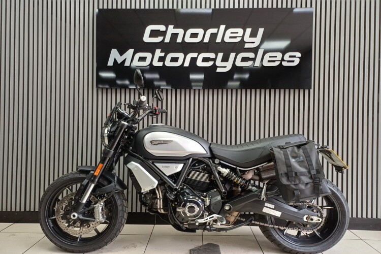 DUCATI SCRAMBLER 1100