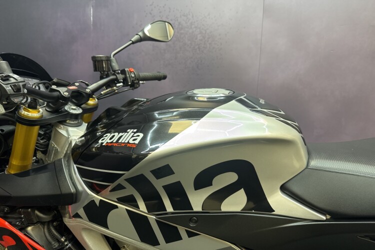 APRILIA TUONO 1100 V4