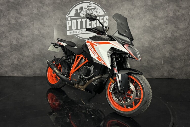 KTM 1290 SUPER DUKE GT