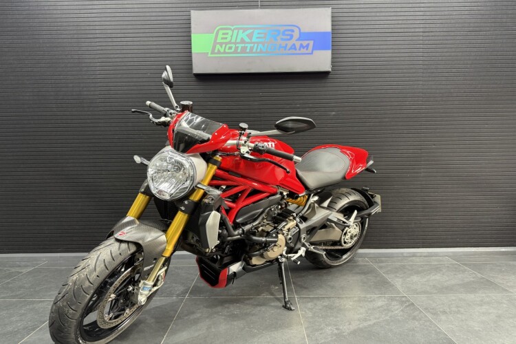 DUCATI MONSTER 1200