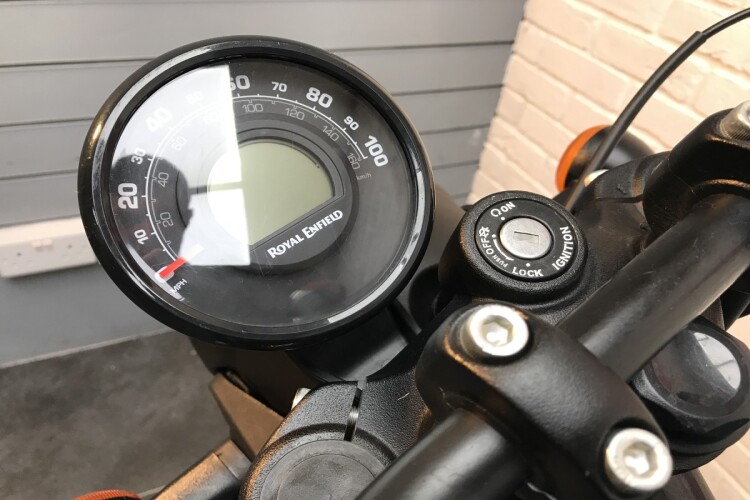 ROYAL ENFIELD HUNTER 350