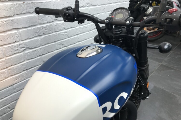 ROYAL ENFIELD HUNTER 350