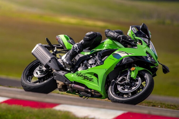 KAWASAKI ZX-4RR