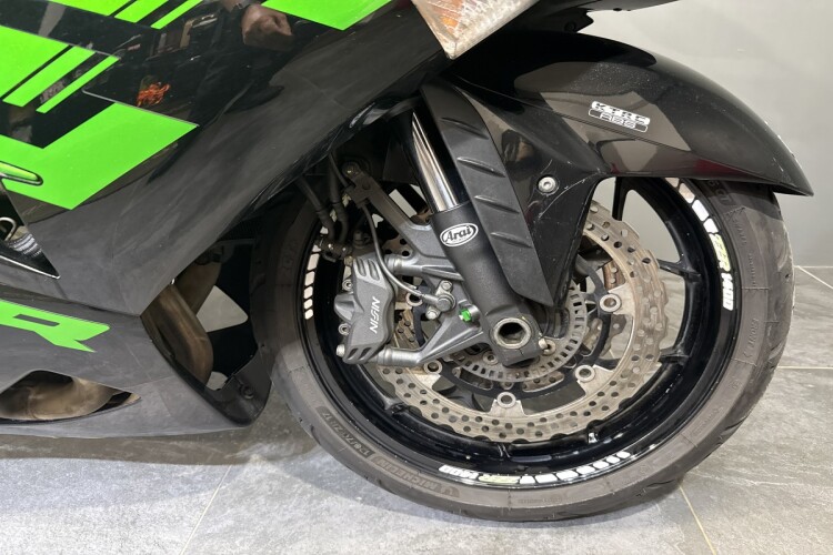 KAWASAKI ZZR1400