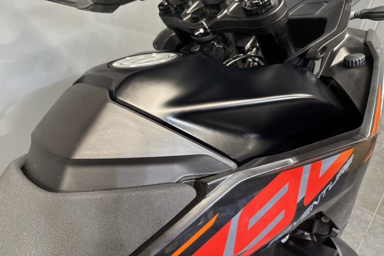 KTM 790 ADVENTURE