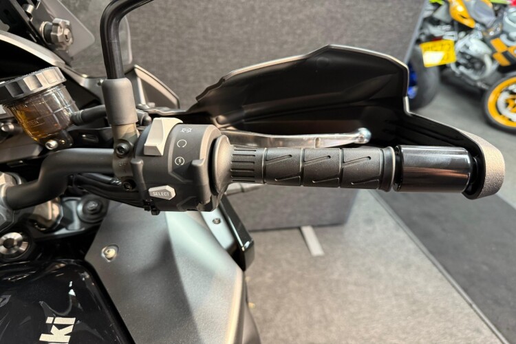 KAWASAKI VERSYS 1100