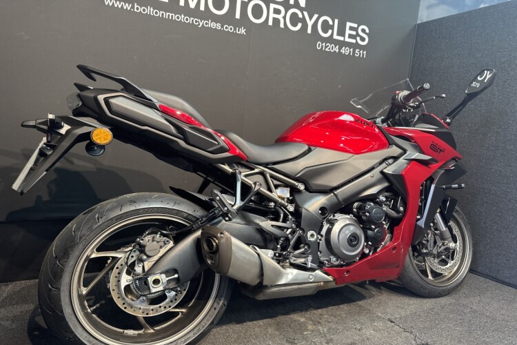 SUZUKI GSX-S1000GT